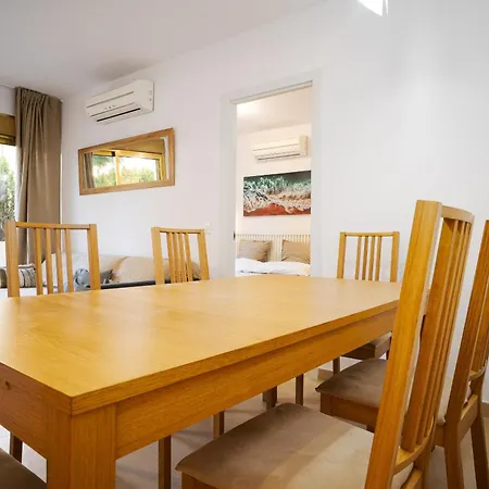 Beachside In Elviria, Romana Playa Apartment Marbella