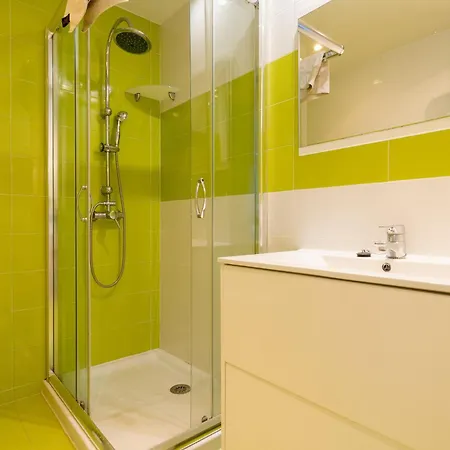 Apartment Beachside In Elviria, Romana Playa *