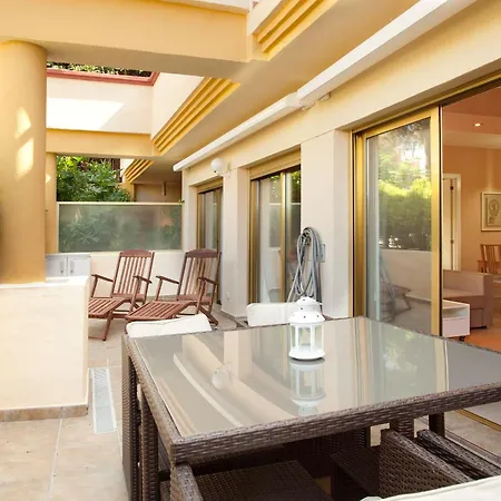 Beachside In Elviria, Romana Playa Apartment